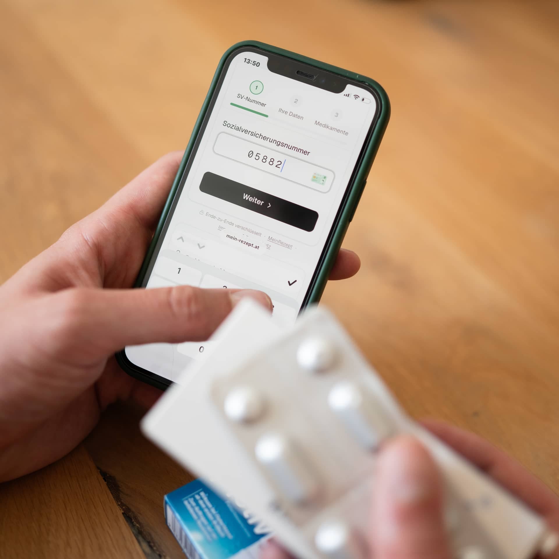 Patient:in bestellt ein Dauermedikament online